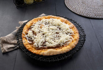 Sosisli Kaşarlı Pide görseli