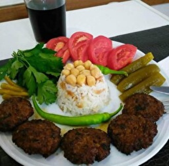 Ev Köftesi görseli