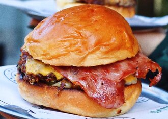 Füme Burger görseli