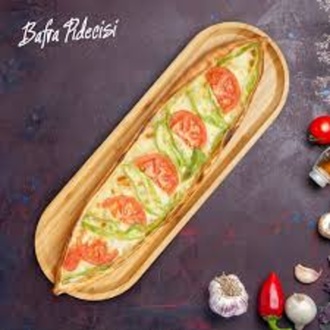 Sebzeli Kaşarlı Pide görseli