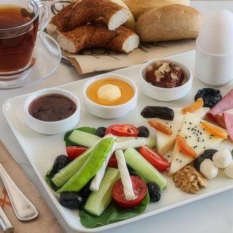 Hızlı Kahvaltı Tabağı görseli