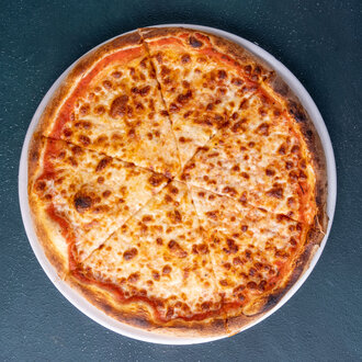 Margherita Pizza (Orta) görseli