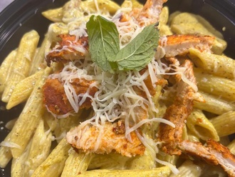 Köri Soslu Tavuklu Penne görseli