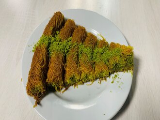 Fıstıklı Burma Kadayıf görseli
