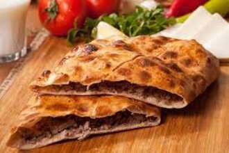 Kavurmalı Kaşarlı Pide görseli