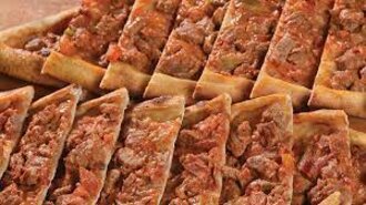 Kuşbaşılı Pide görseli