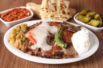 Ehli Köz Patlıcanlı İskender Kebap (Et Dönerden) görseli