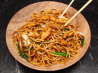 Tavuklu Noodle görseli