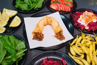 Açık Ekmek Arası Biftek Tantuni görseli