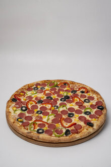 Bol Sosisli Pizza (Küçük) görseli