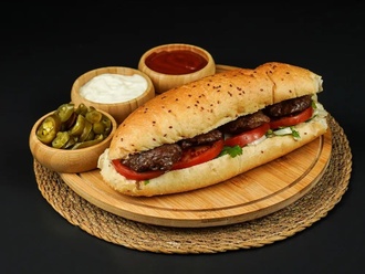 Ekmek Arası Izgara Köfte görseli