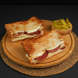 Karışık Dev Tost görseli