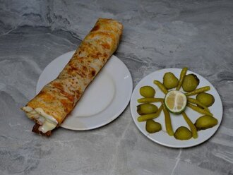 Kaşarlı Et Döner Dürüm görseli