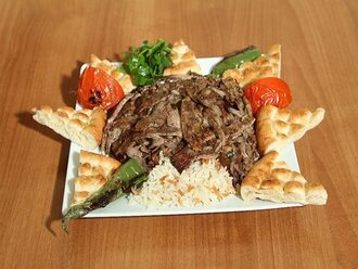 Pilav Üstü Et Döner (120 Gr.) görseli