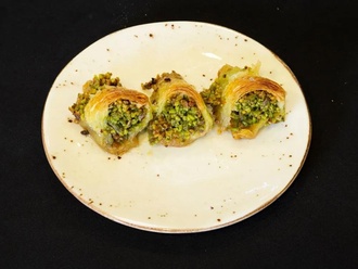 Tereyağlı Bol Fıstıklı Yaprak Şöbiyet (1 Kg) görseli