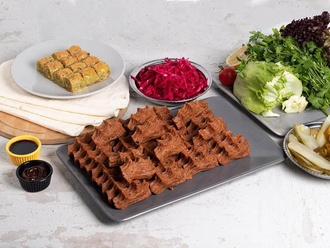 Dört Dörtlük Çiğ Köfte & Tatlı & Ayran görseli