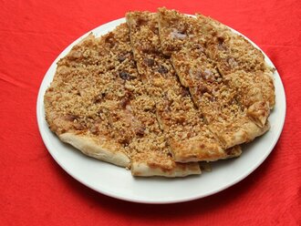 Tahinli Ballı Cevizli Pide görseli