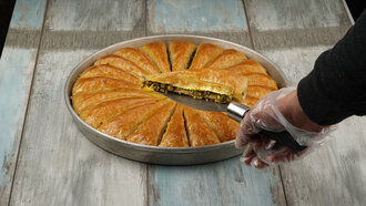 Havuç Dilim Baklava (4 Dilim) görseli