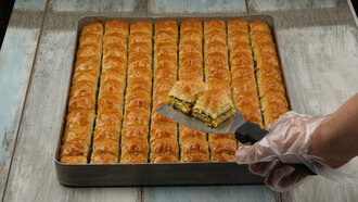 Fıstıklı Baklava (500 Gr.) görseli