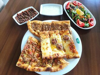 Karışık Pide görseli