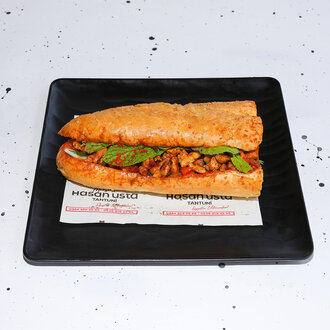 Somun Ekmek Arası Tavuk Tantuni görseli