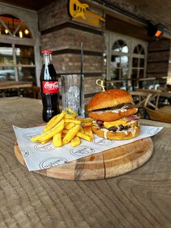 Müjü Special Burger görseli