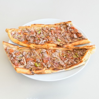 Kuşbaşılı Pide görseli