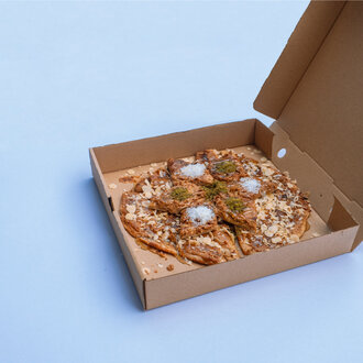 Ballı & Cevizli Tahinli Pide görseli