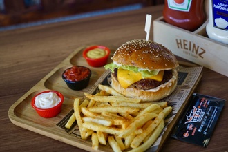 Cheeseburger görseli