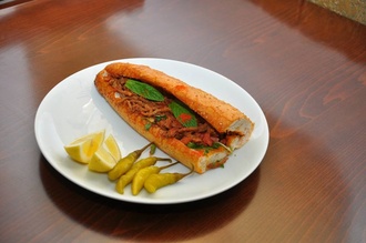 Somun Ekmek Et Tantuni görseli