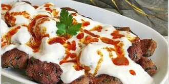 Yoğurtlu Köfte görseli