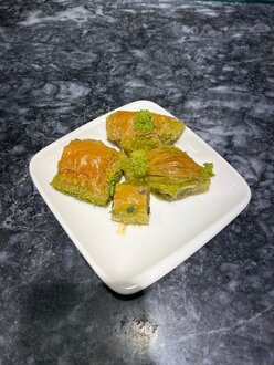 Fıstıklı Süper Karışık (1 Kg) görseli