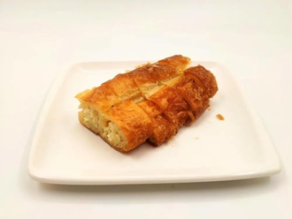 Peynirli Sarıyer Böreği görseli