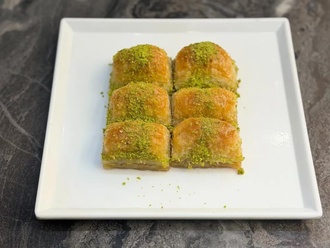 Fıstıklı Baklava (500 G) görseli