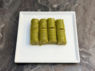 Yeşil Sarma Baklava (1 Kg) görseli