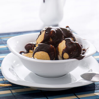 Profiterol (500 Gr.) görseli