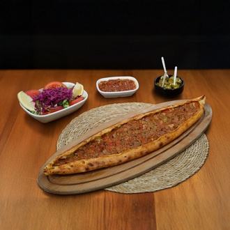 Kuşbaşılı Pide görseli