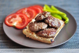 Kaşarlı Izgara Köfte görseli