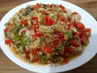Köz Biberli Patlıcan (500 Gr.) görseli