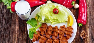 Çiğ Köfte (500 Gr.) +200Gr.+( Ayran 300 Ml) görseli
