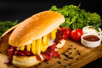 Maxi King Sandviç görseli