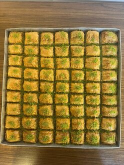 Fıstıklı Baklava (1 Kg.) görseli