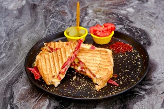 Sosislim Tost görseli