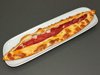 Kaşarlı Sucuklu Pide (Kapalı) görseli