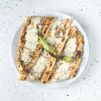 Kıymalı Kaşarlı Pide görseli