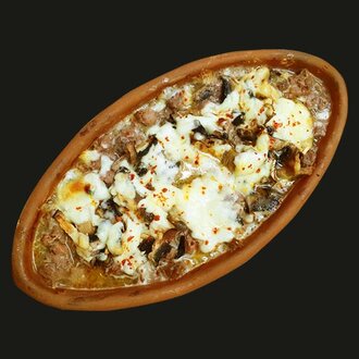 Kiremitte Kuşbaşı Kaşarlı Mantar görseli