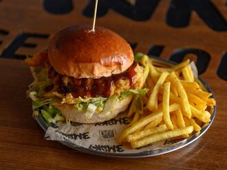 Hot Honey Bbq Burger görseli