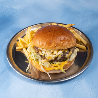 Mozzarellalı Burger görseli