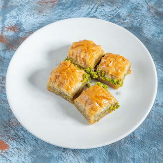 Fıstıklı Baklava (Tepsi) görseli