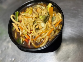 5. Tavuklu Udon Çorbası görseli